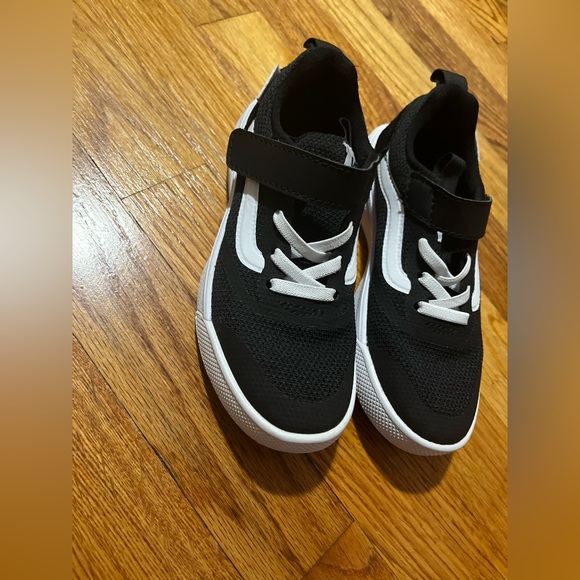 Black and white vans ultrarange Velcro - Picture 3 of 4